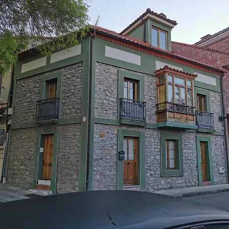 Apartamento Turístico Somió, En El Camino De Santiago Del Norte *